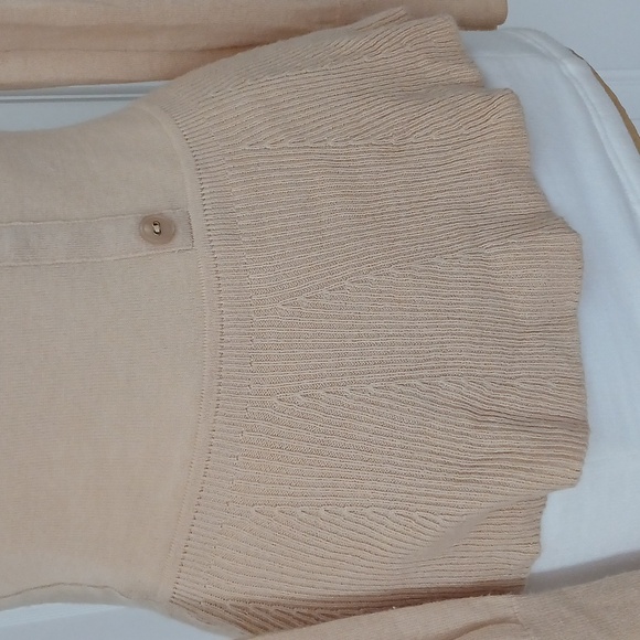 Lilly Pulitzer Sweater - Picture 4 of 5